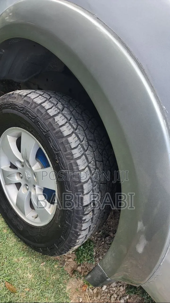 Mitsubishi L200 2008 Silver