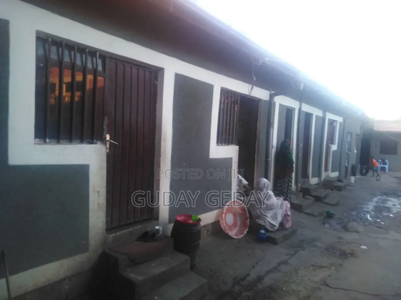 Furnished 13bdrm Villa in Bole for sale