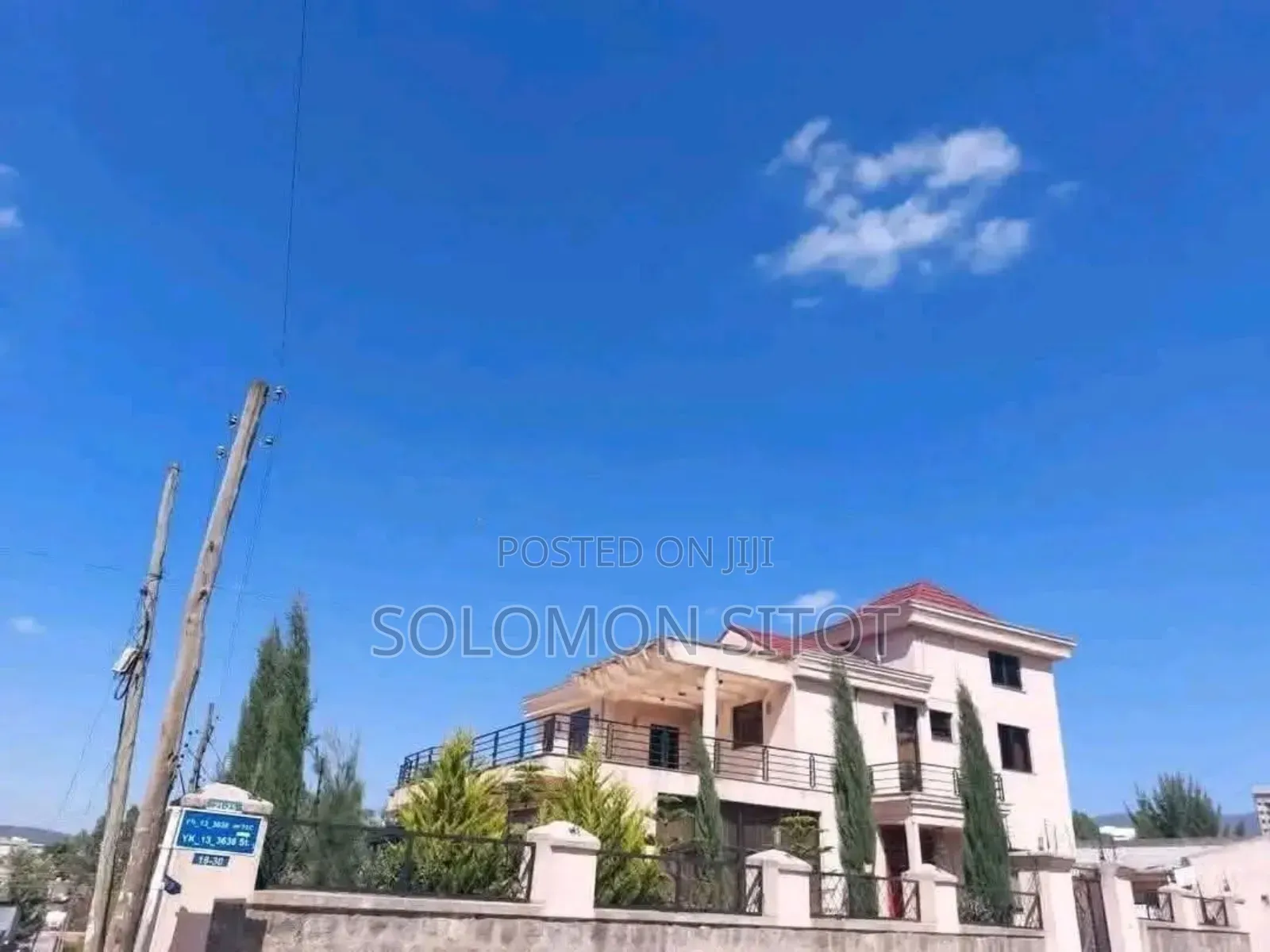 9bdrm House in B+G+2, Yeka for sale