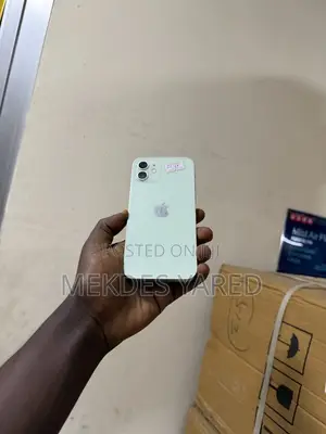 New Apple iPhone 12 64 GB Green
