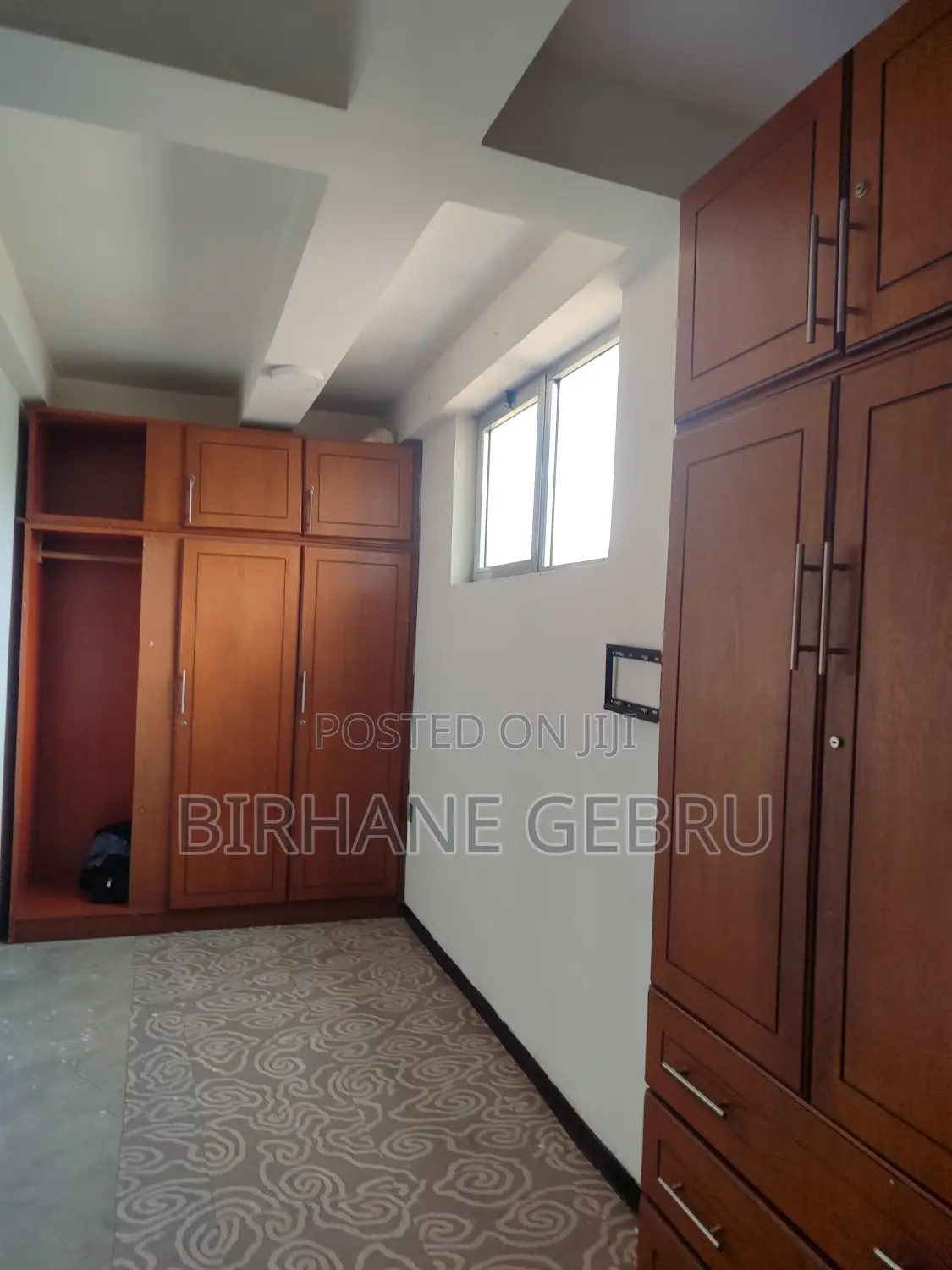 8bdrm House in G+2 House, Bole for rent
