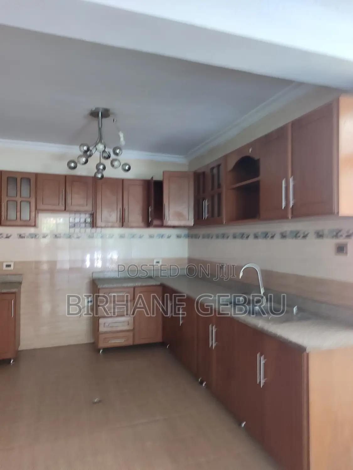 8bdrm House in G+2 House, Bole for rent