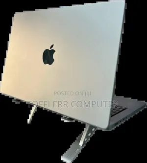New Laptop Apple MacBook Pro 2021 M1 16GB Intel Core i7 SSD 512GB