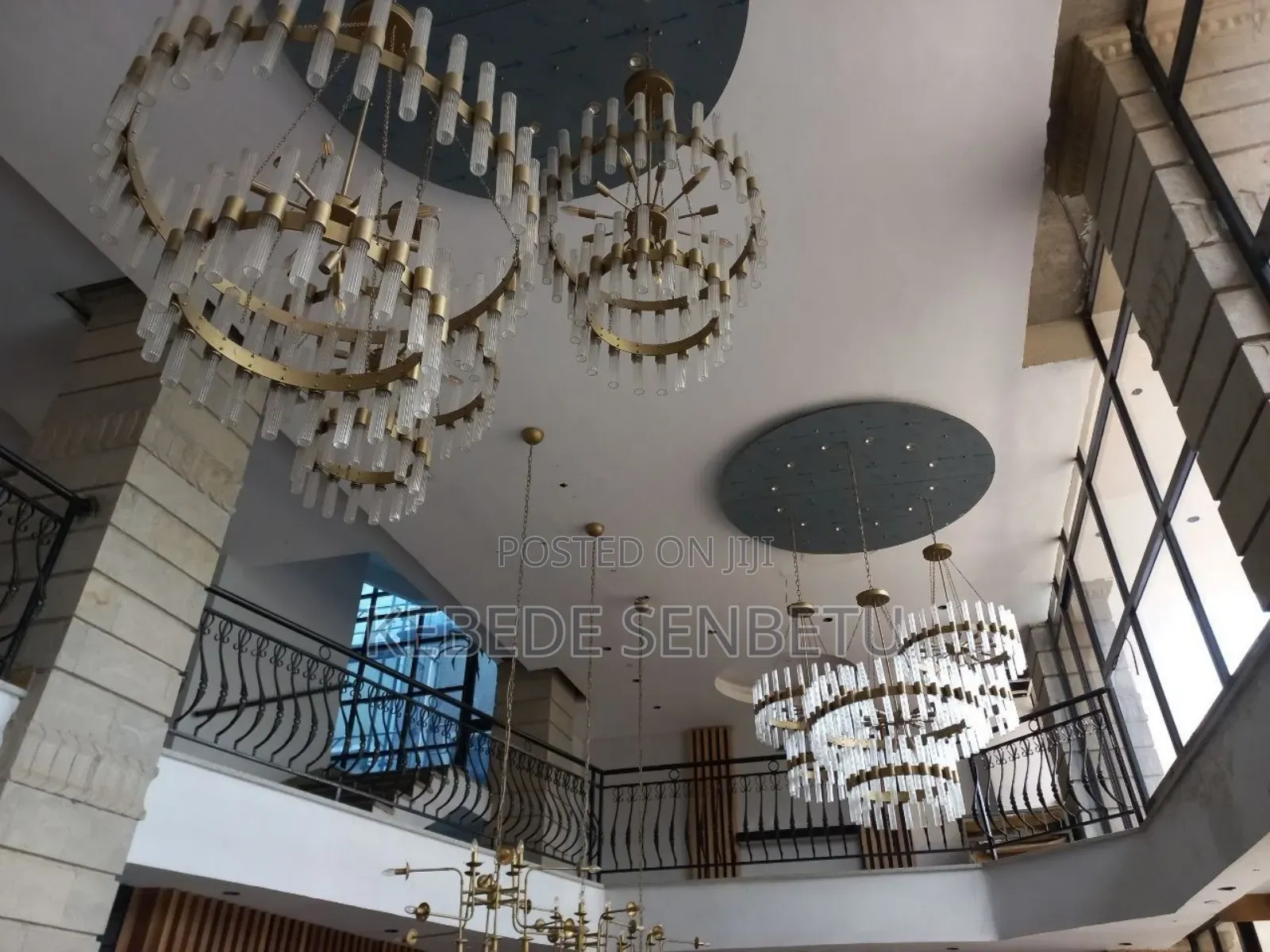 8bdrm Apartment in Aa, Bole for rent