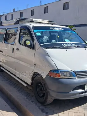 Toyota HiAce 2002 White
