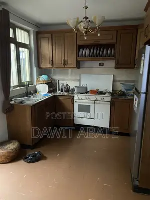 7bdrm House in Lafto for sale