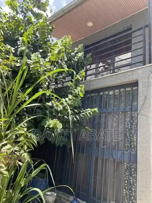 7bdrm House in Lafto for sale