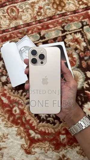 Apple iPhone 16 Pro Max 256 GB Gold