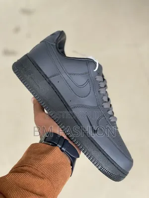 Nike Air Force 1 All Black