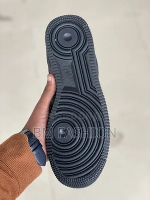 Nike Air Force 1 All Black