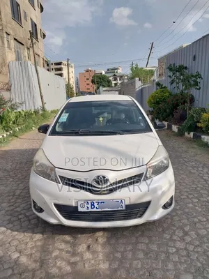 Toyota Yaris 2014 White