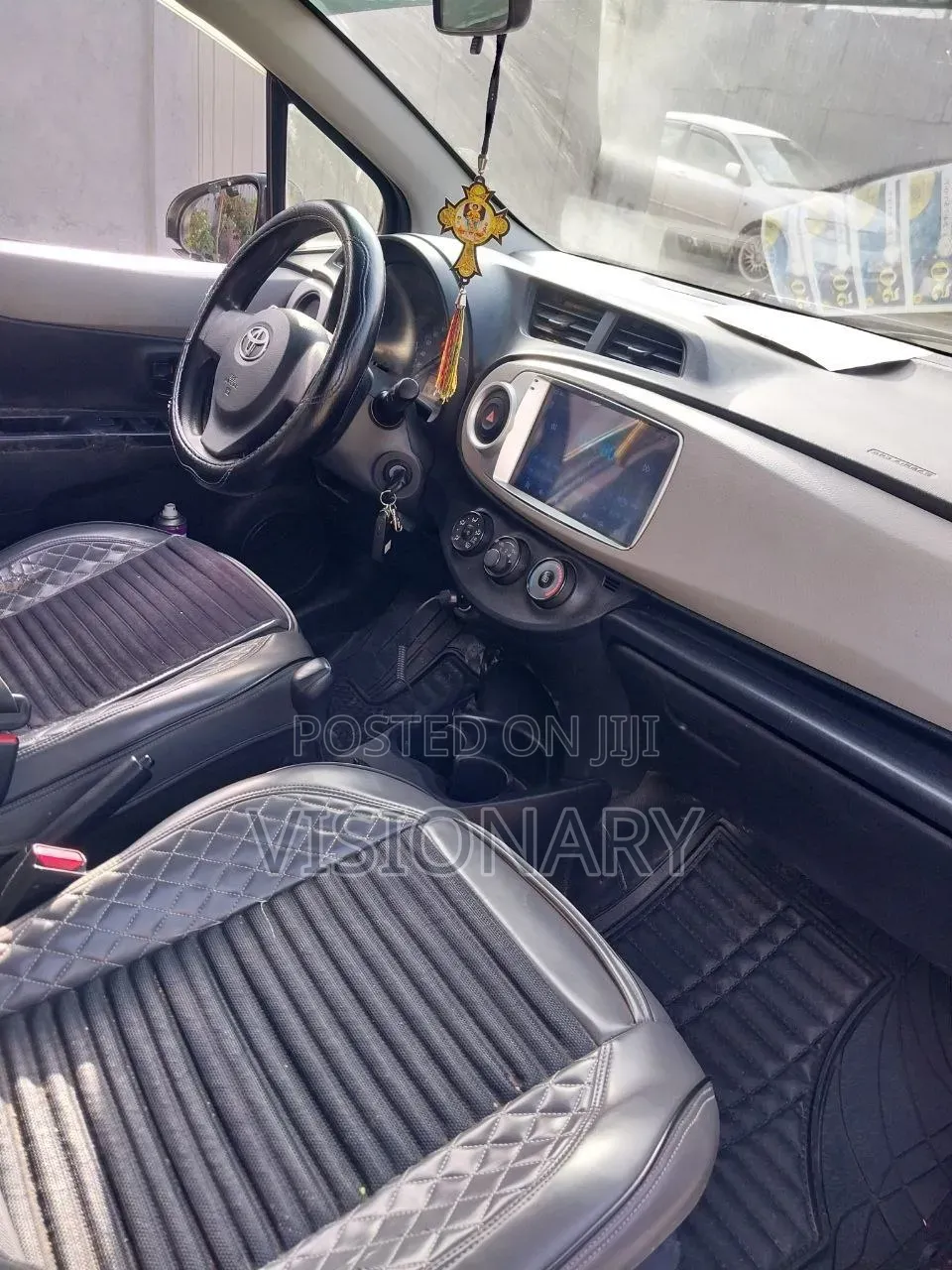 Toyota Yaris 2014 White