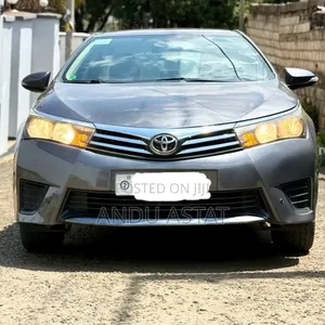 Toyota Corolla 2016 Gray
