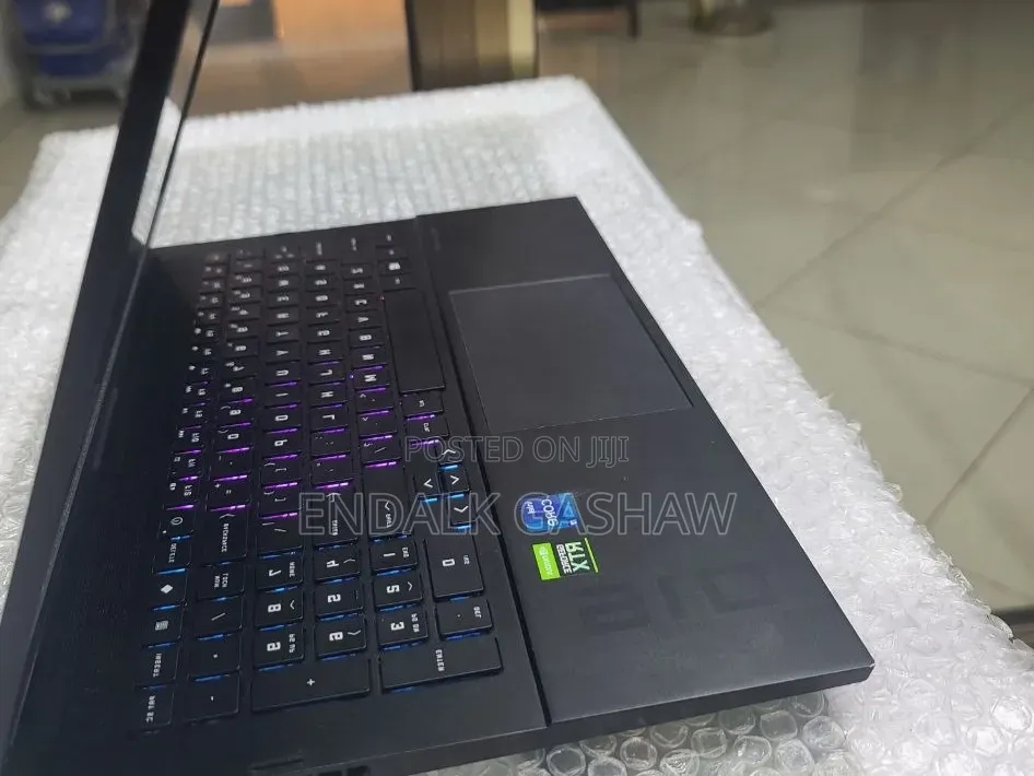 New Laptop HP Omen 15 16GB Intel Core i7 SSD 512GB