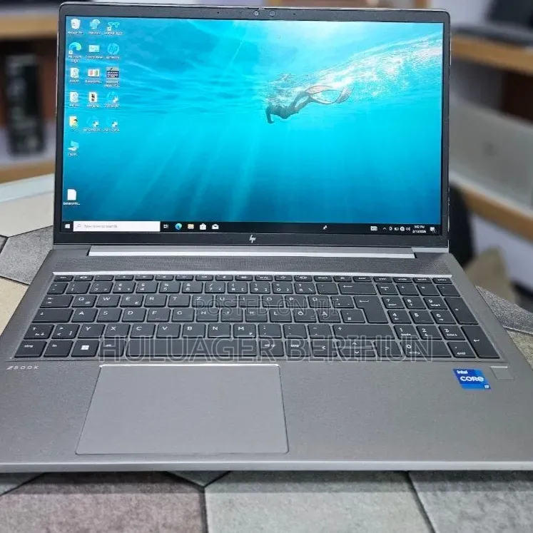 New Laptop HP ZBook 15 16GB Intel Core i7 SSD 1T