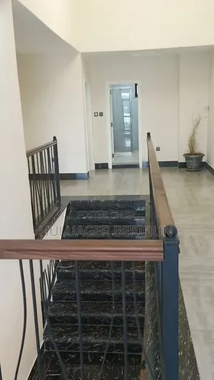 Furnished 7bdrm Villa in Bole for sale