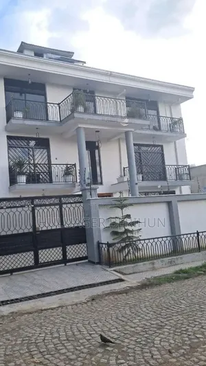 Furnished 7bdrm Villa in Bole for sale