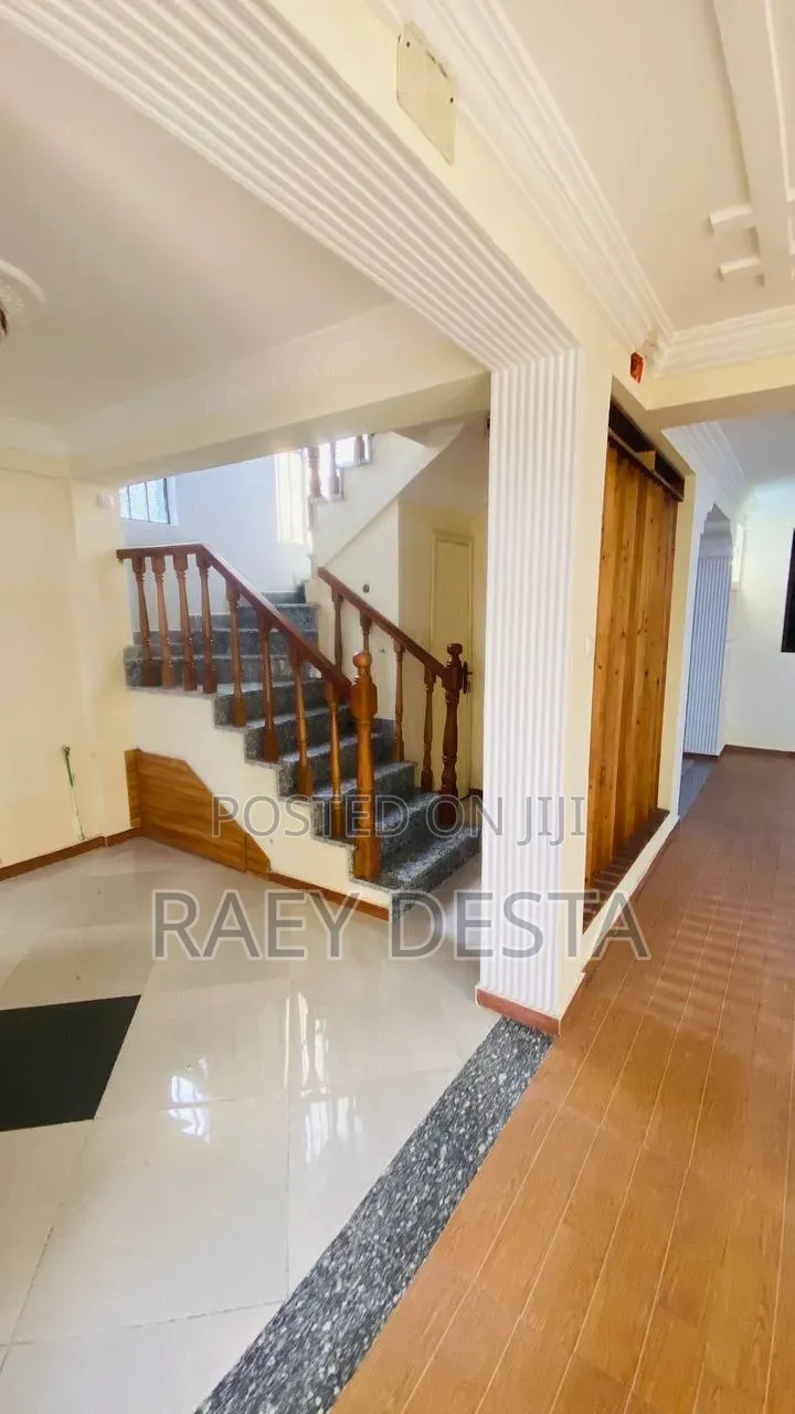6bdrm House in G+1 House At Lafto for sale