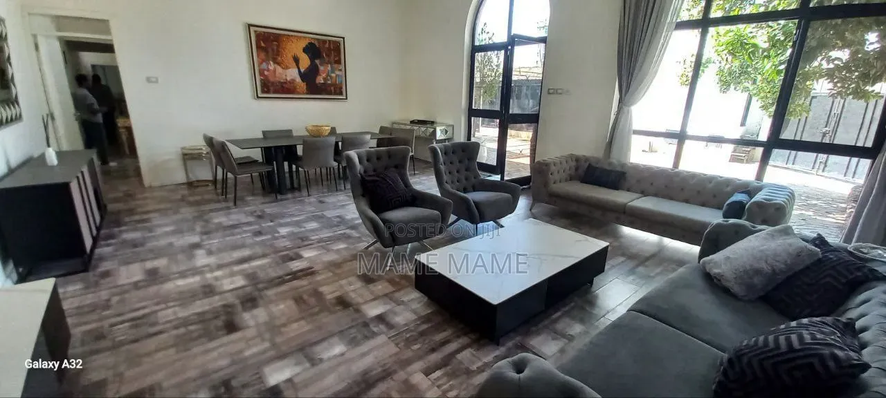 3bdrm Villa in Addis Abeba, Bole for sale
