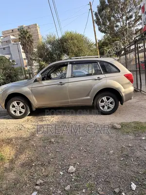 Lifan 520 2012 Brown