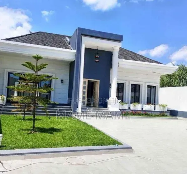 5bdrm Villa in Addis Abeba, Bole for sale