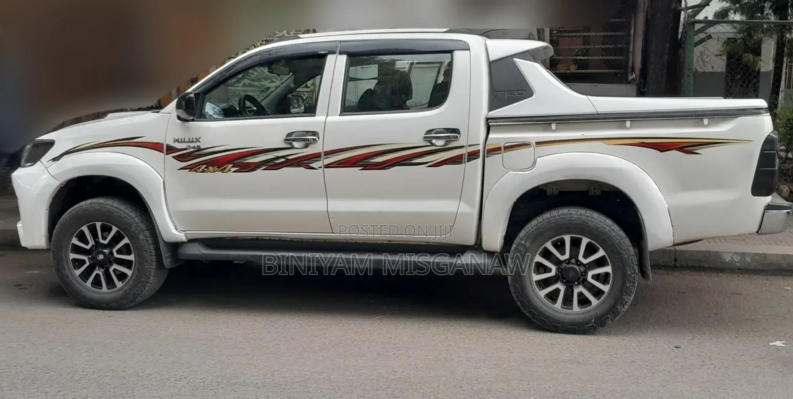 Toyota Hilux 2013 White