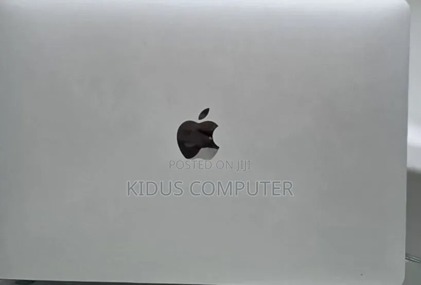 New Laptop Apple MacBook Air 8GB Apple M1 SSD 512GB