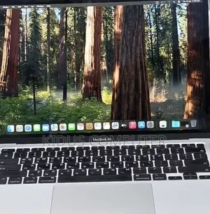 New Laptop Apple MacBook Air 8GB Apple M1 SSD 512GB