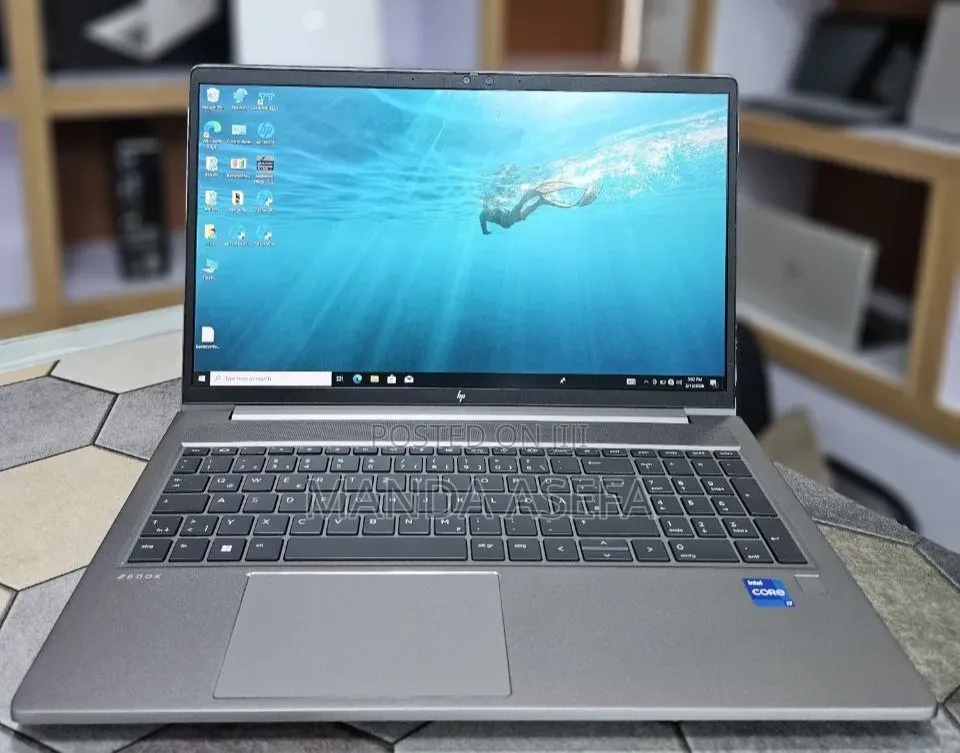 New Laptop HP ZBook 15 16GB Intel Core i7 SSD 1T