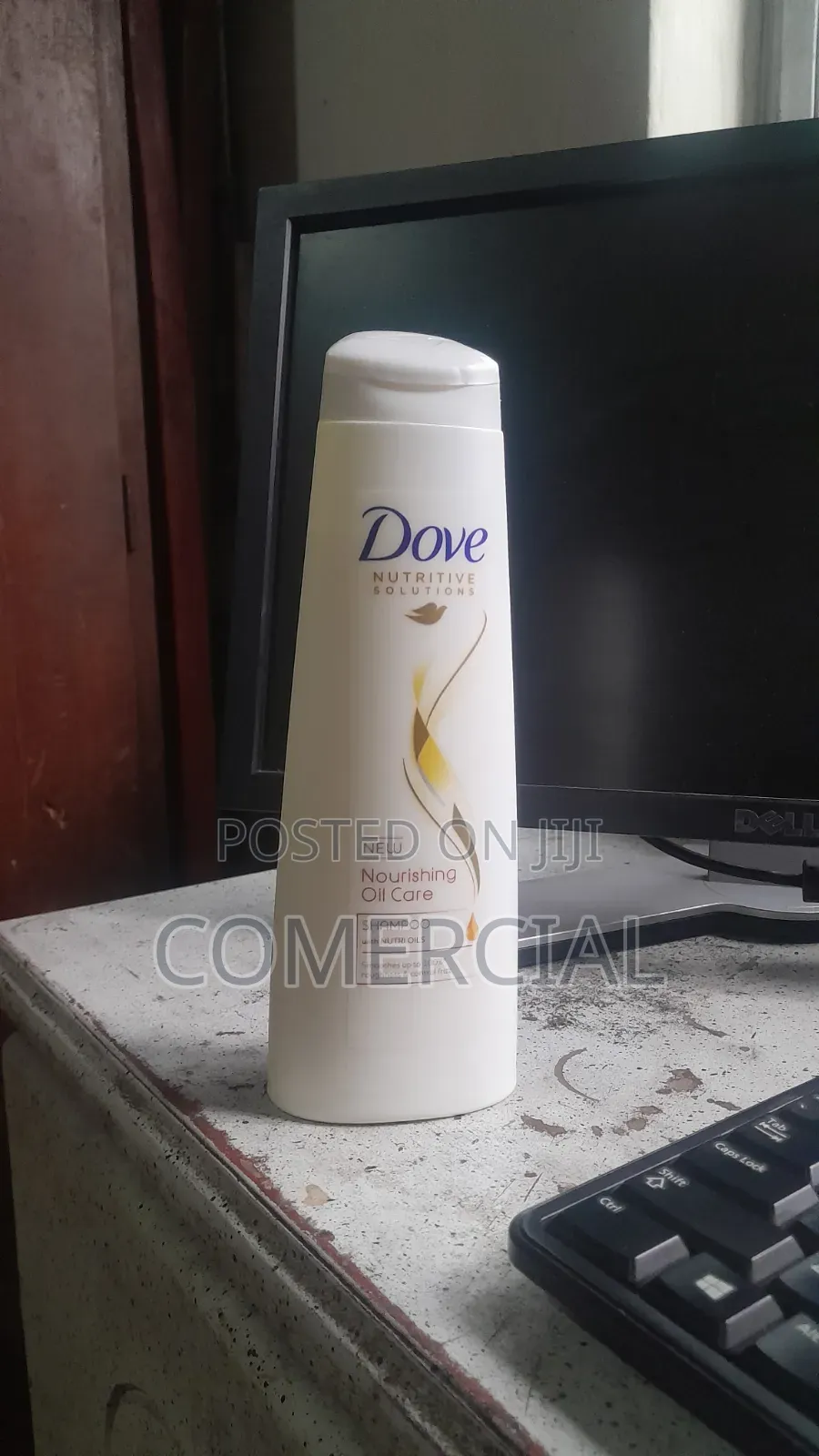 Dove Nourishing Oil Care Shampoo – 400ml
