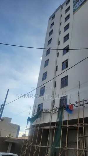 2bdrm Apartment in ፓያሳ, Arada for sale