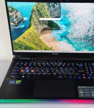 New Laptop MSI Raider GE68HX 13VI-202US 32GB Intel Core i9 SSD 1T