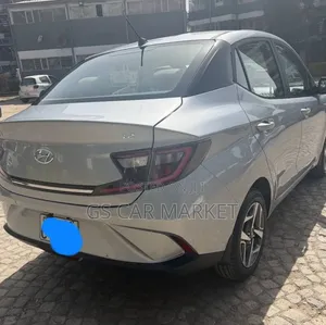 Hyundai I10 2022 Gray