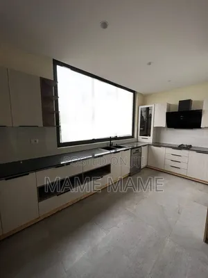 5bdrm House in Addis Abeba, Bole for rent