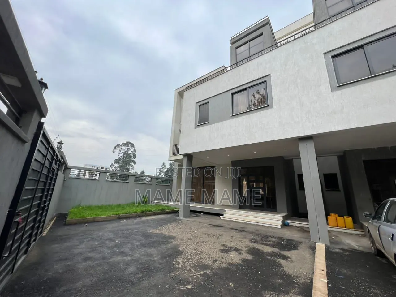 5bdrm House in Addis Abeba, Bole for rent