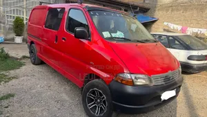 Toyota Grand HiAce 2003 Red