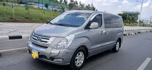Hyundai Starex 2015 Silver