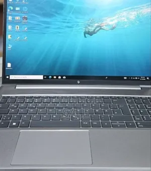 New Laptop HP ZBook Studio G8 16GB Intel Core i7 SSD 1T