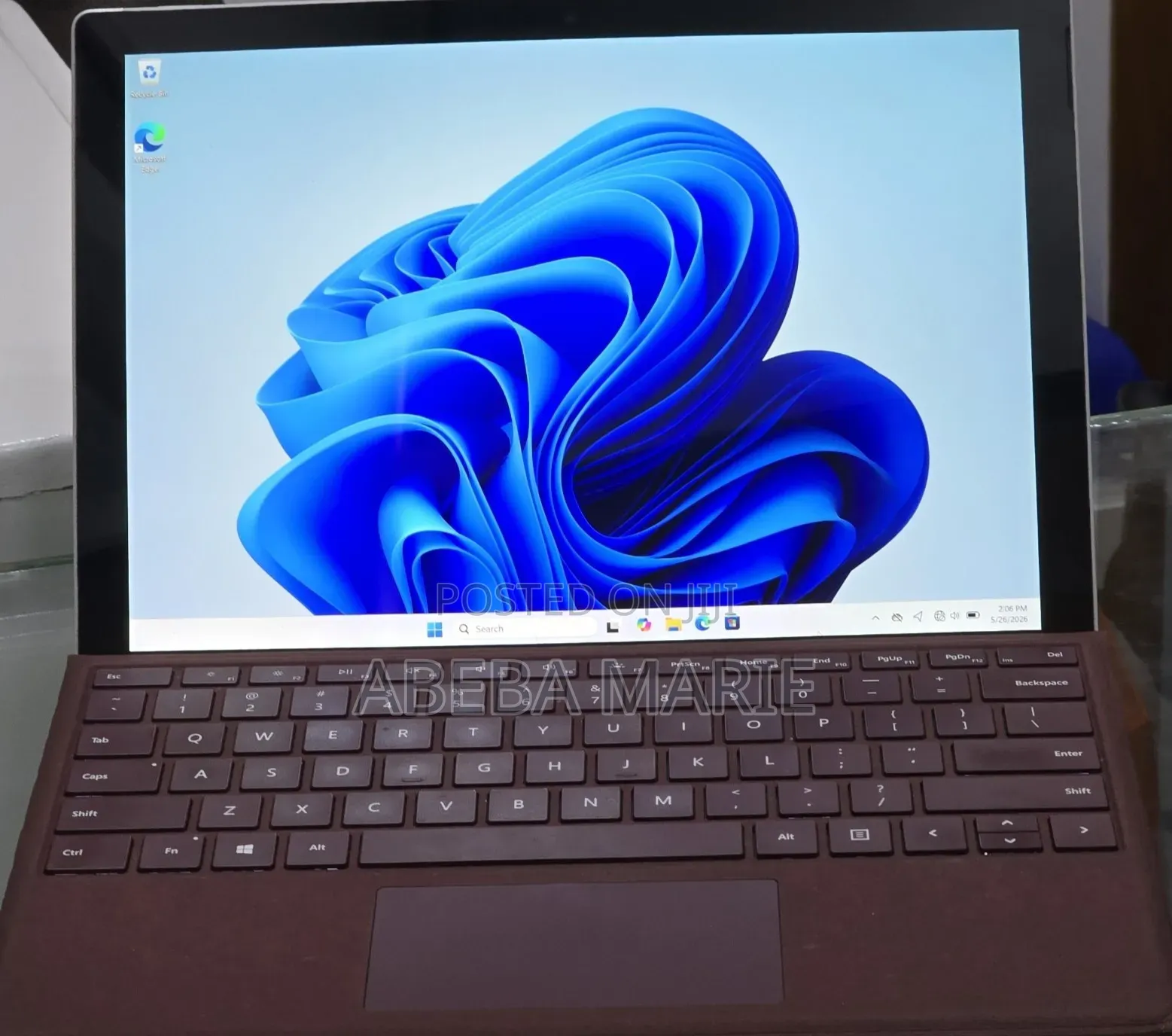 New Laptop Microsoft Surface Pro 6 8GB Intel Core i5 SSD 128GB