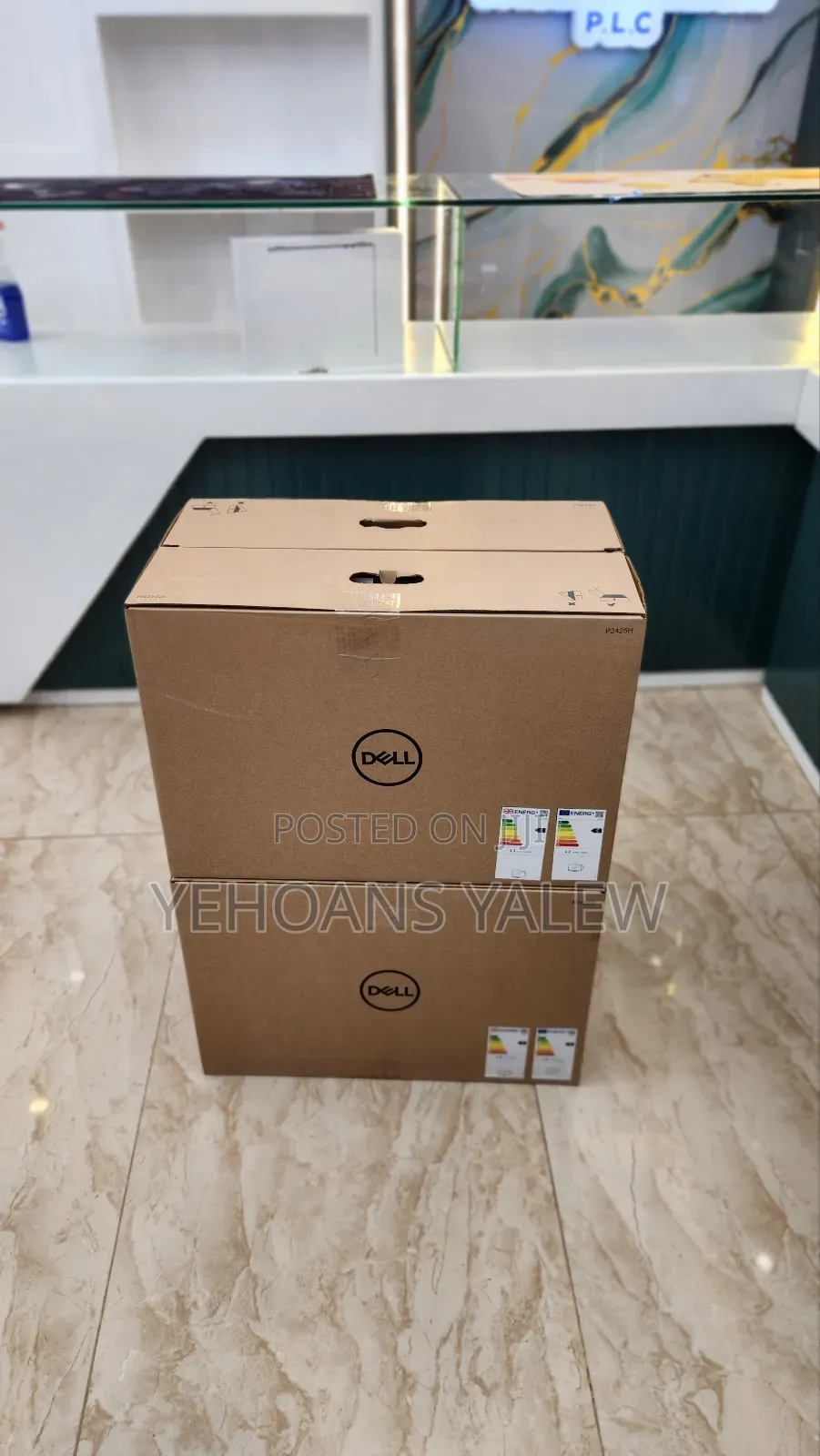 Dell Monitor 24 Inch Frame Less Brand New Height-Adjustability Stand