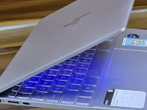 New Laptop HP Envy 14 8GB Intel Core i5 SSD 256GB