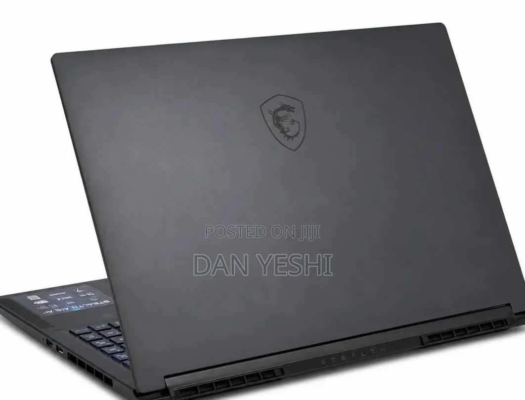 New Laptop MSI Stealth 16 AI Studio 32GB AMD Ryzen 9 SSD 1T