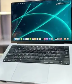 New Laptop Apple MacBook Pro 2021 M1 16GB SSD 512GB