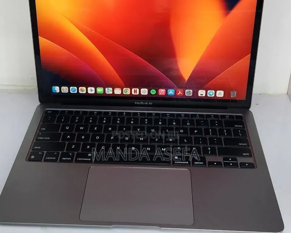 New Laptop Apple MacBook Air 2020 M1 8GB Apple M1 SSD 256GB