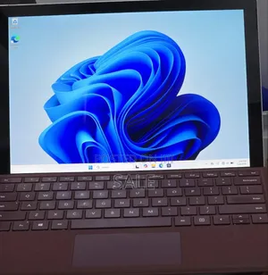 New Laptop Microsoft Surface Pro 7 8GB Intel Core i5 SSD 256GB