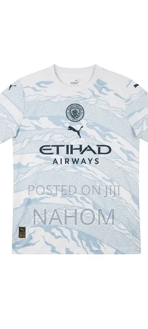 የ Manchester City 2023/2024 Retro Kit (Player Version)