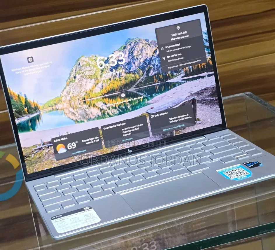 New Laptop HP Envy 14 8GB Intel Core i5 SSD 256GB