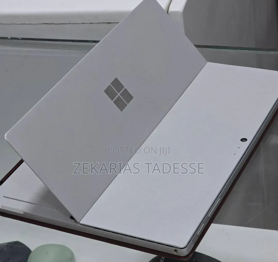 New Laptop Microsoft Surface Pro 6 8GB Intel Core i5 SSD 128GB