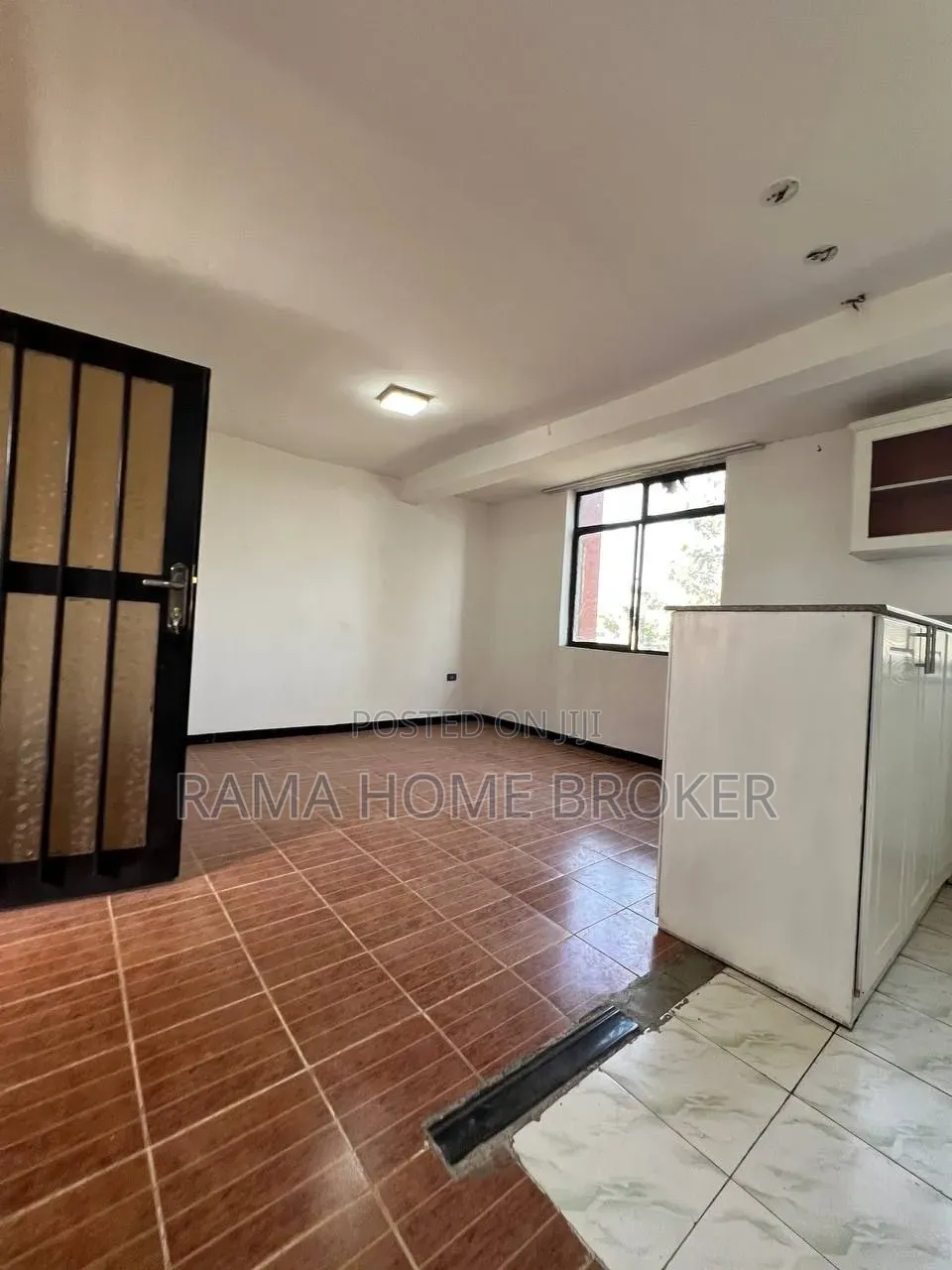 Furnished 1bdrm Condo in ቦሌ አራብሳ ኮንዶሚኒየም, Yeka for sale