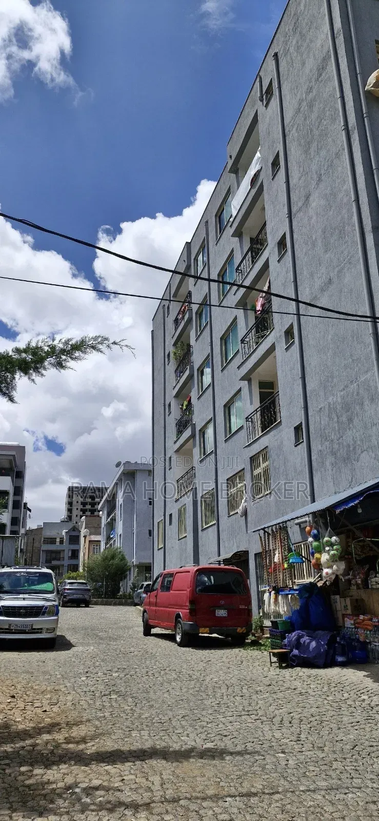 Furnished 3bdrm Apartment in ሰሚት 72, Yeka for sale